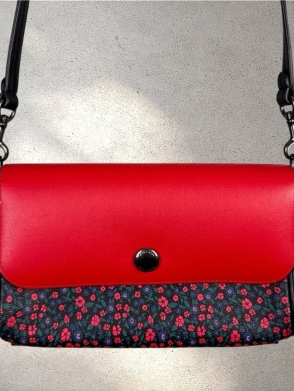 NWOT Coach Reversible Crossbody Bag, featuring the Ranch Floral